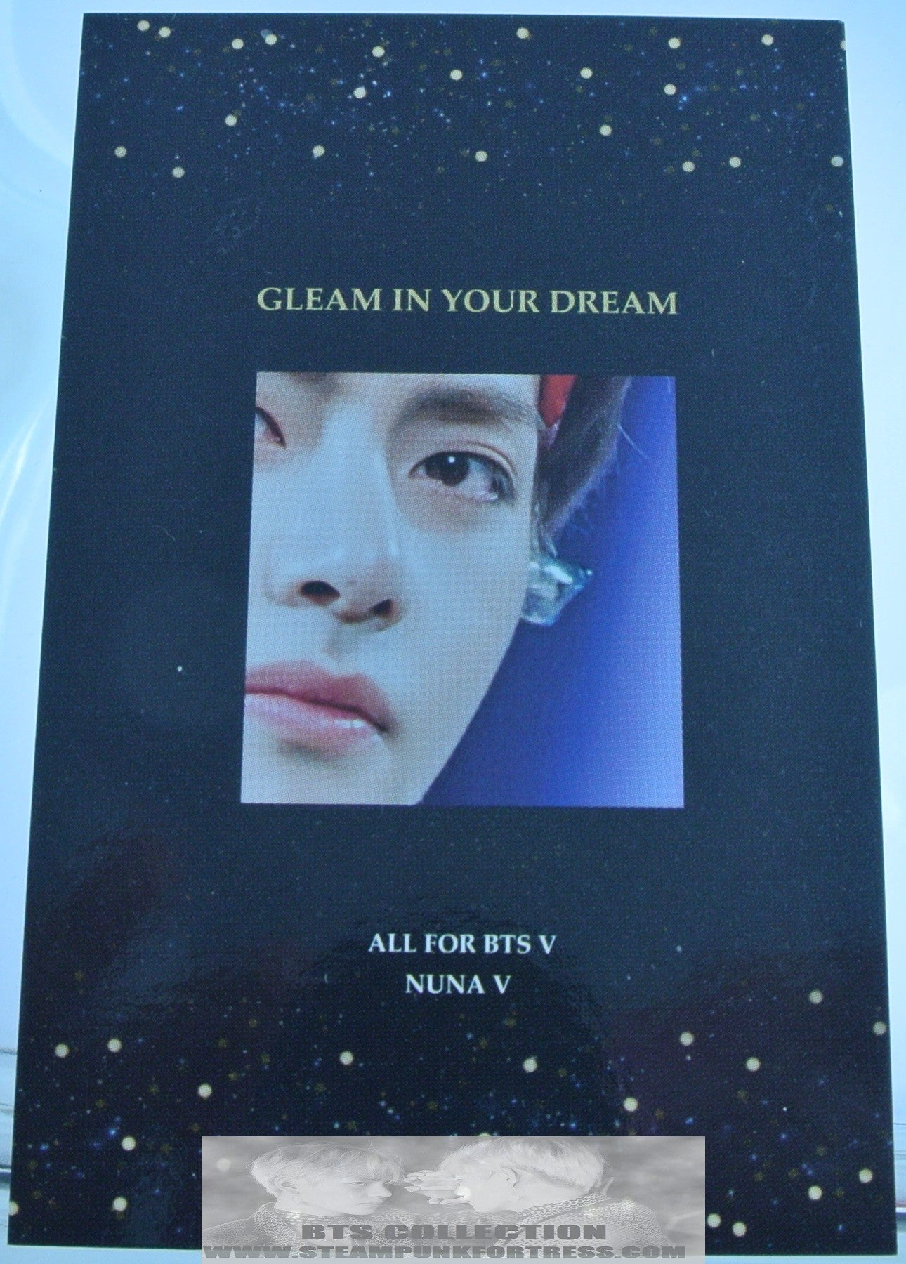 BTS V KIM TAEHYUNG FANSITE PHOTOCARD RED BANDANA GLEAM IN YOUR DREAM NUNA V PHOTO CARD