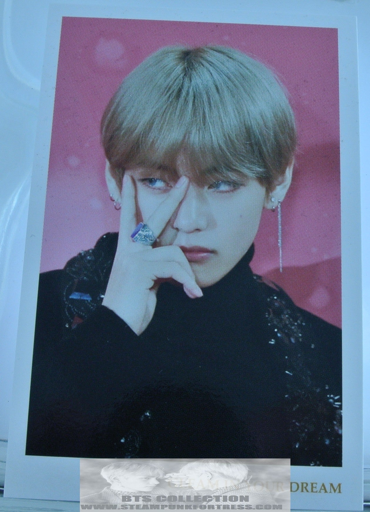 BTS V KIM TAEHYUNG FANSITE PHOTOCARD V OVER EYE GLEAM IN YOUR DREAM NUNA V  PHOTO CARD