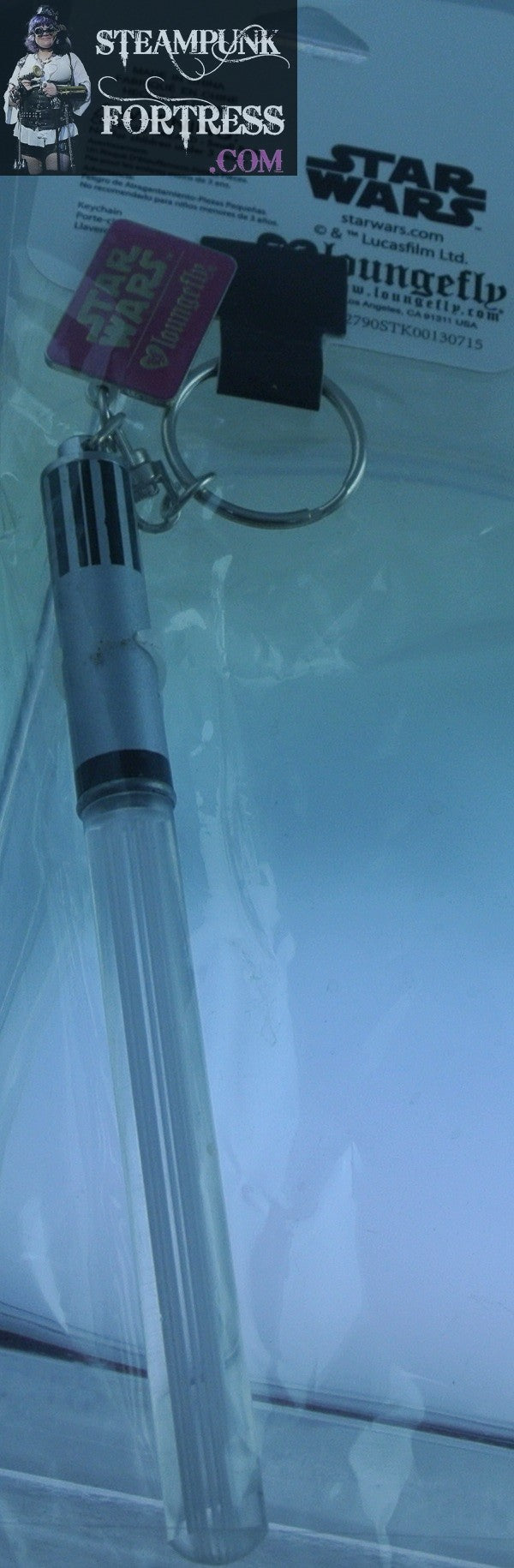 STAR WARS LIGHTSABER KEYCHAIN PINK LIGHT UP KEY CHAIN DISNEY CHARM NEW IN PACKAGE