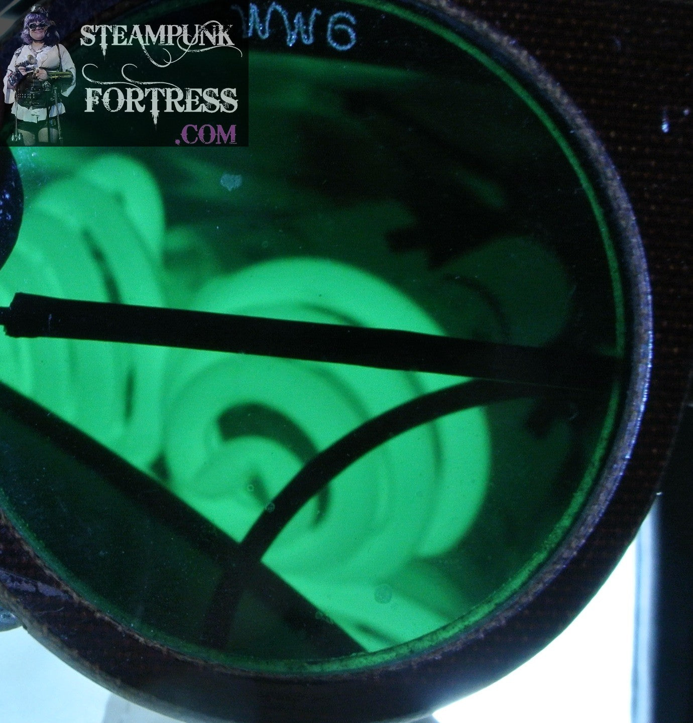 RARE VINTAGE WILLSON WELDING FOLDING SAFETY GLASSES STEAMPUNK GOGGLES LEATHER GREEN LENSES COSPLAY COSTUME- MASS PRODUCED