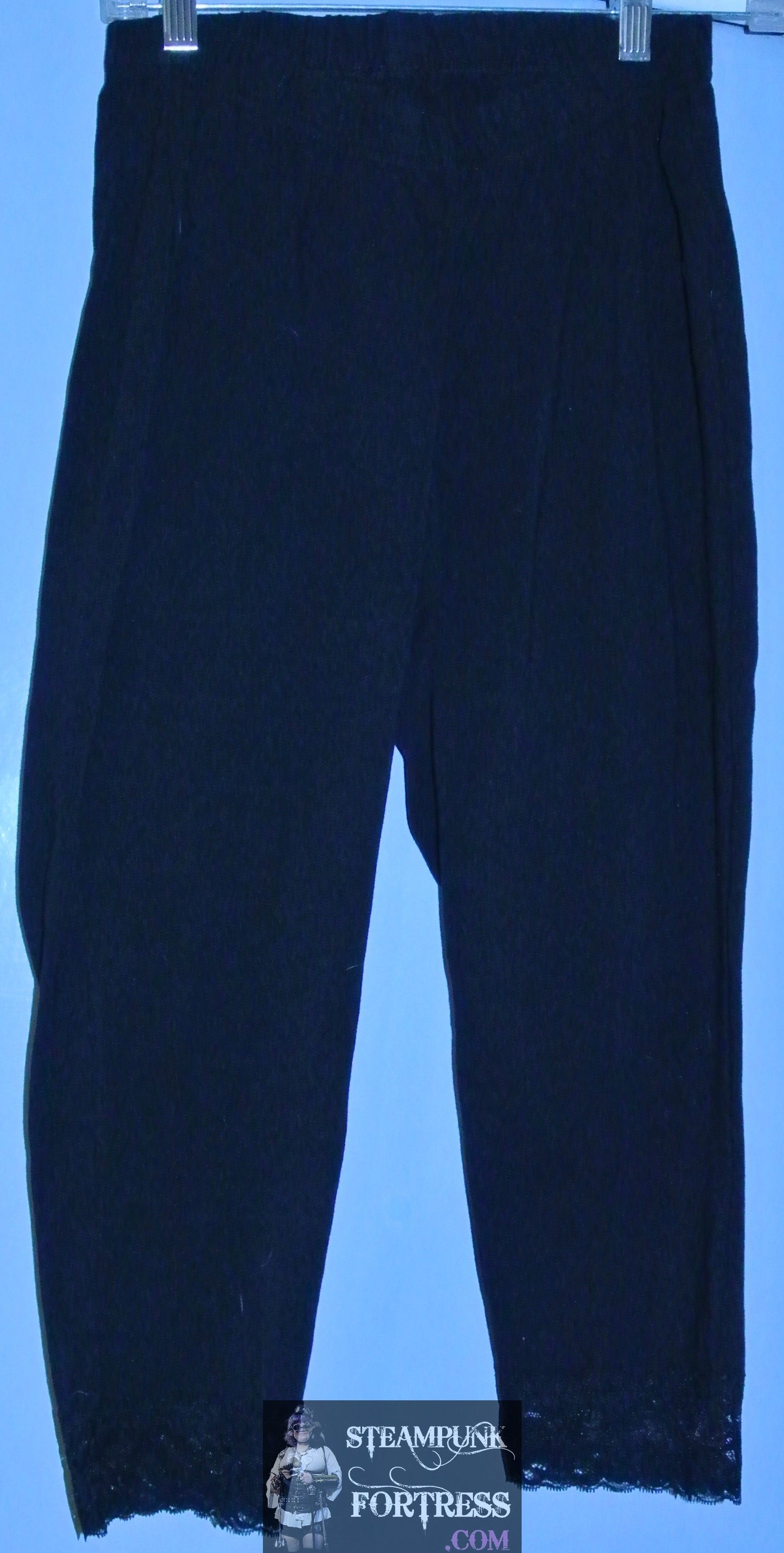 BLACK TORRID PANTS LEGGINGS STRETCH YOGA CROPPED LACE TRIM 0 LARGE XL EXTRA LARGE 1XL 2XL