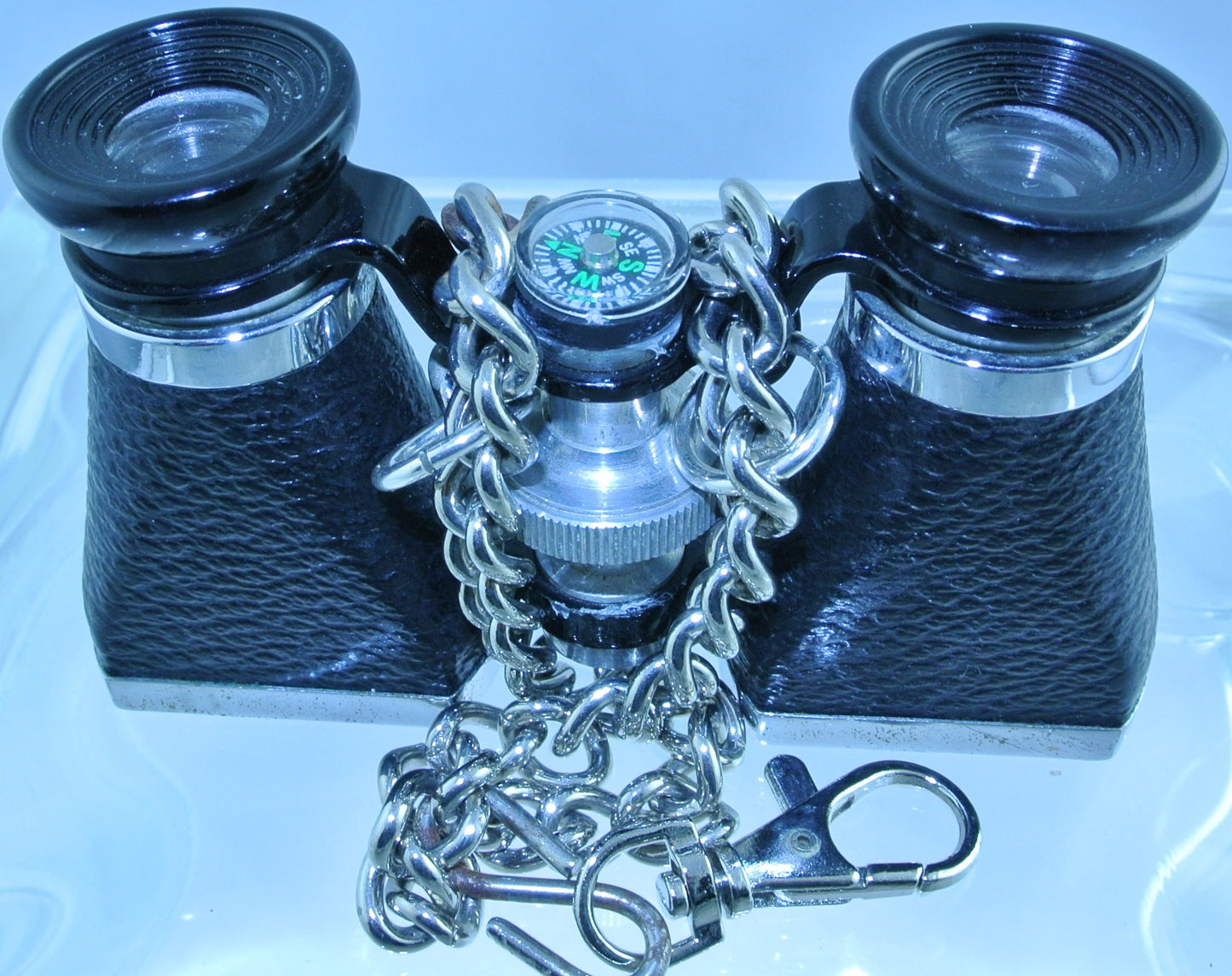 VINTAGE BLACK 1940S ERA SILVER EMPTY GENUINE AUTHENTIC WATCH CLOCK MOVEMENTS COMPASS HEAVY CHAIN CLASP UNIQUE RECTANGLE RECTANGULAR BINOCULARS OPERA GLASSES STARR WILDE STEAMPUNK FORTRESS