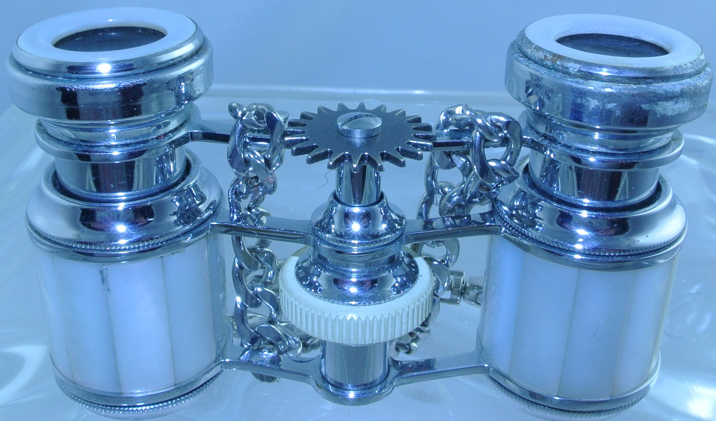 VINTAGE WHITE ABALONE MOTHER OF PEARL MOP LA REINE SMALL SILVER WATCH CLOCK GEAR CHAIN CLASP BINOCULARS OPERA GLASSES STARR WILDE STEAMPUNK FORTRESS