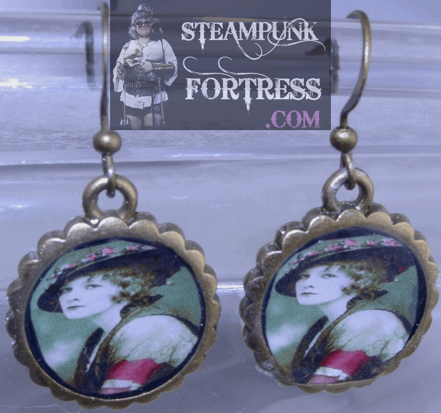 BRASS SCALLOPED VINTAGE LADIES GREEN HAT RED TRIM GIBSON GIRL PIERCED EARRINGS SET AVAILABLE STARR WILDE STEAMPUNK FORTRESS