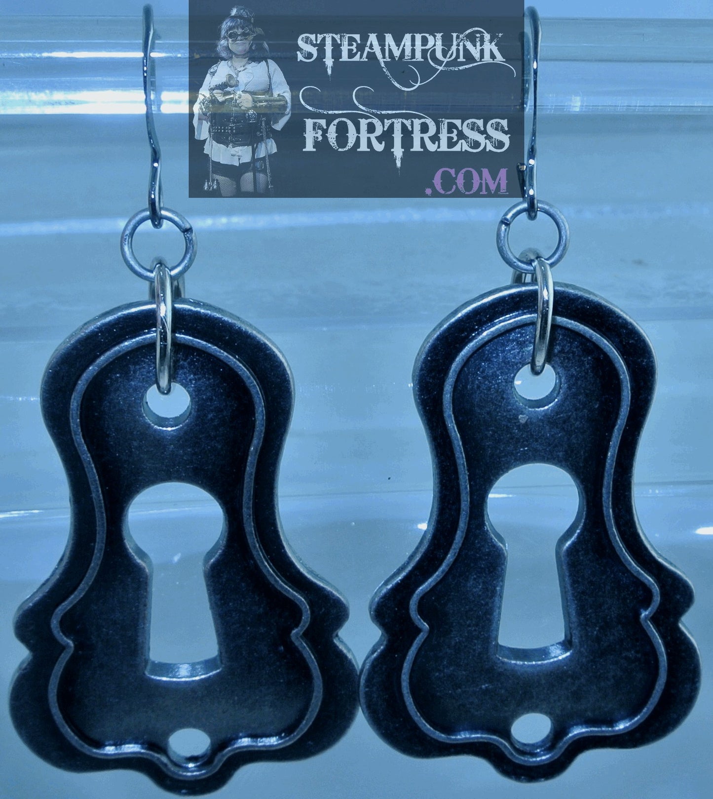GUNMETAL KEYHOLE KEY HOLE LOCK FANCY PIERCED EARRINGS STARR WILDE STEAMPUNK FORTRESS
