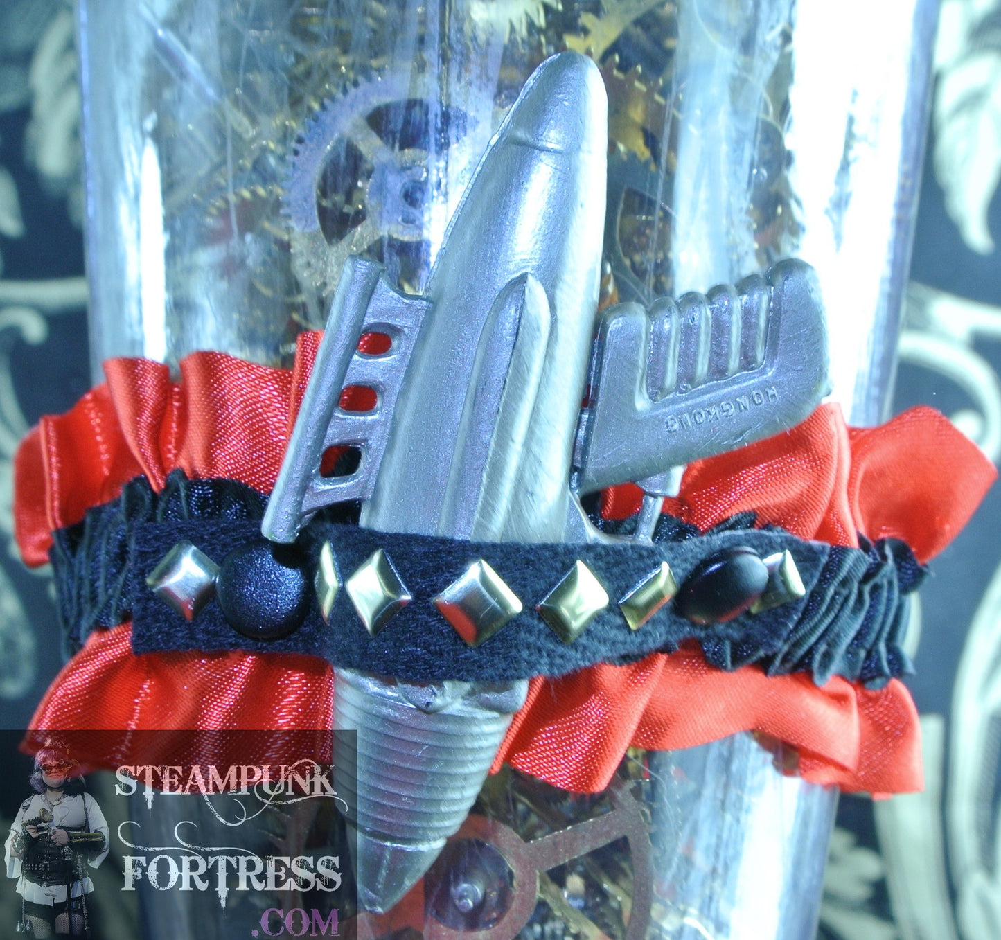 RED BLACK PEWTER SILVER SMALL RAY GUN ARM LEG GARTER WEDDING STARR WILDE STEAMPUNK FORTRESS