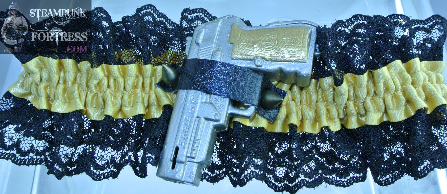 YELLOW XL PLUS PEWTER SILVER GUN BRASS GOLD HANDLE BRASS STUDS BLACK LACE GARTER WEDDING STARR WILDE STEAMPUNK FORTRESS