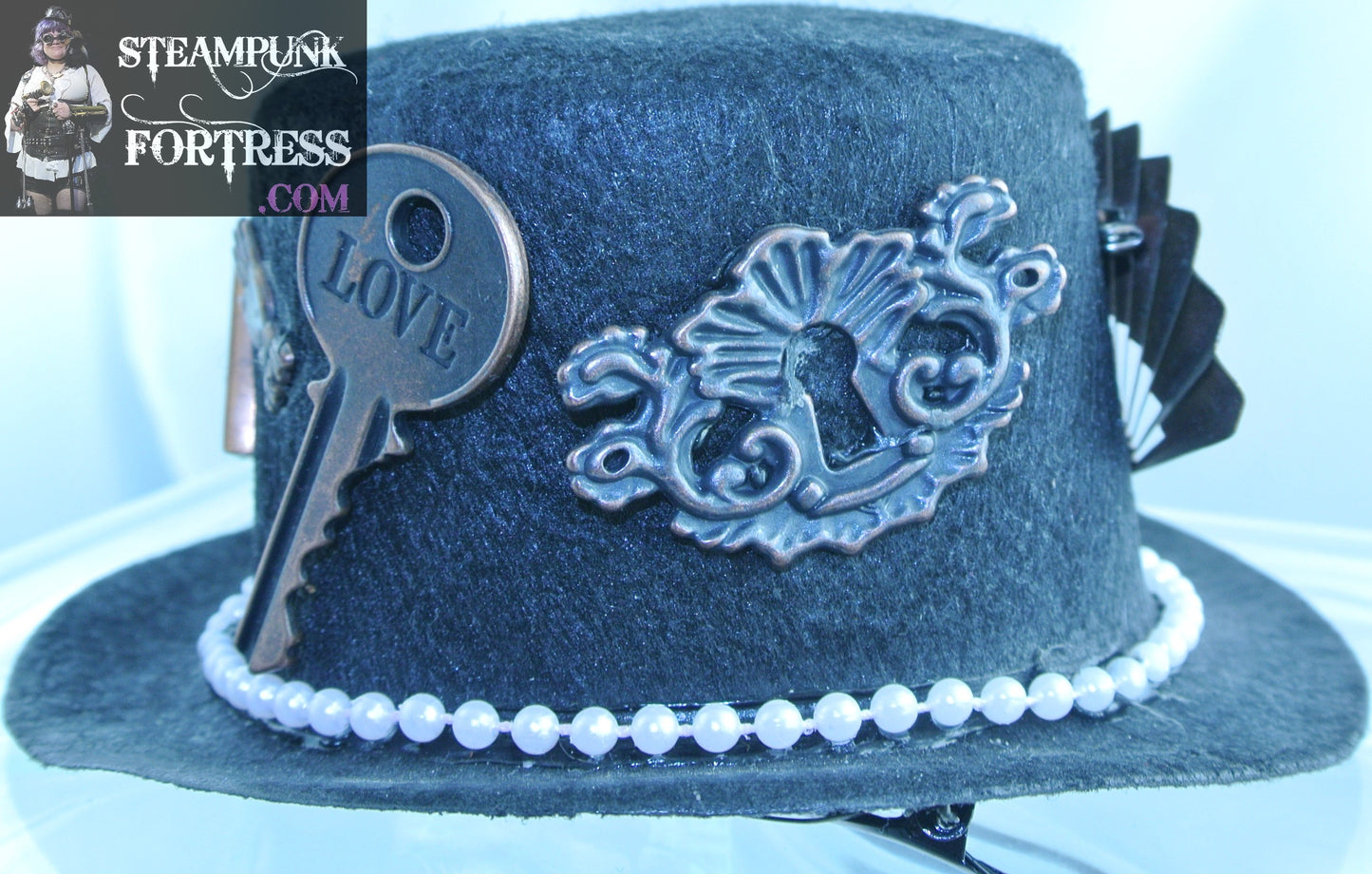 BLACK FAN BROWN REMOVABLE PIN BROOCH COPPER BELL COIN YELLOW CATS EYE HARMONICA HAND LOVE KEY KEYHOLE PEARL BAND SMALL MINI TOP HAT STARR WILDE STEAMPUNK FORTRESS