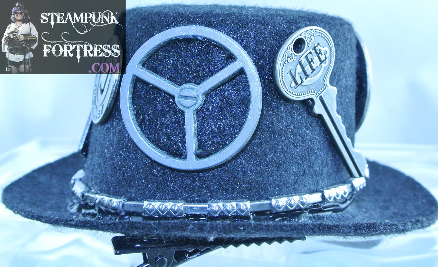BLACK SILVER CLOCK WATCH DIAL FACE LOCK GEAR KNOW WORD STICK JOURNEY TOKEN GEAR KEY WATCH BAND XS EXTRA SMALL MINI TOP HAT STARR WILDE STEAMPUNK FORTRESS