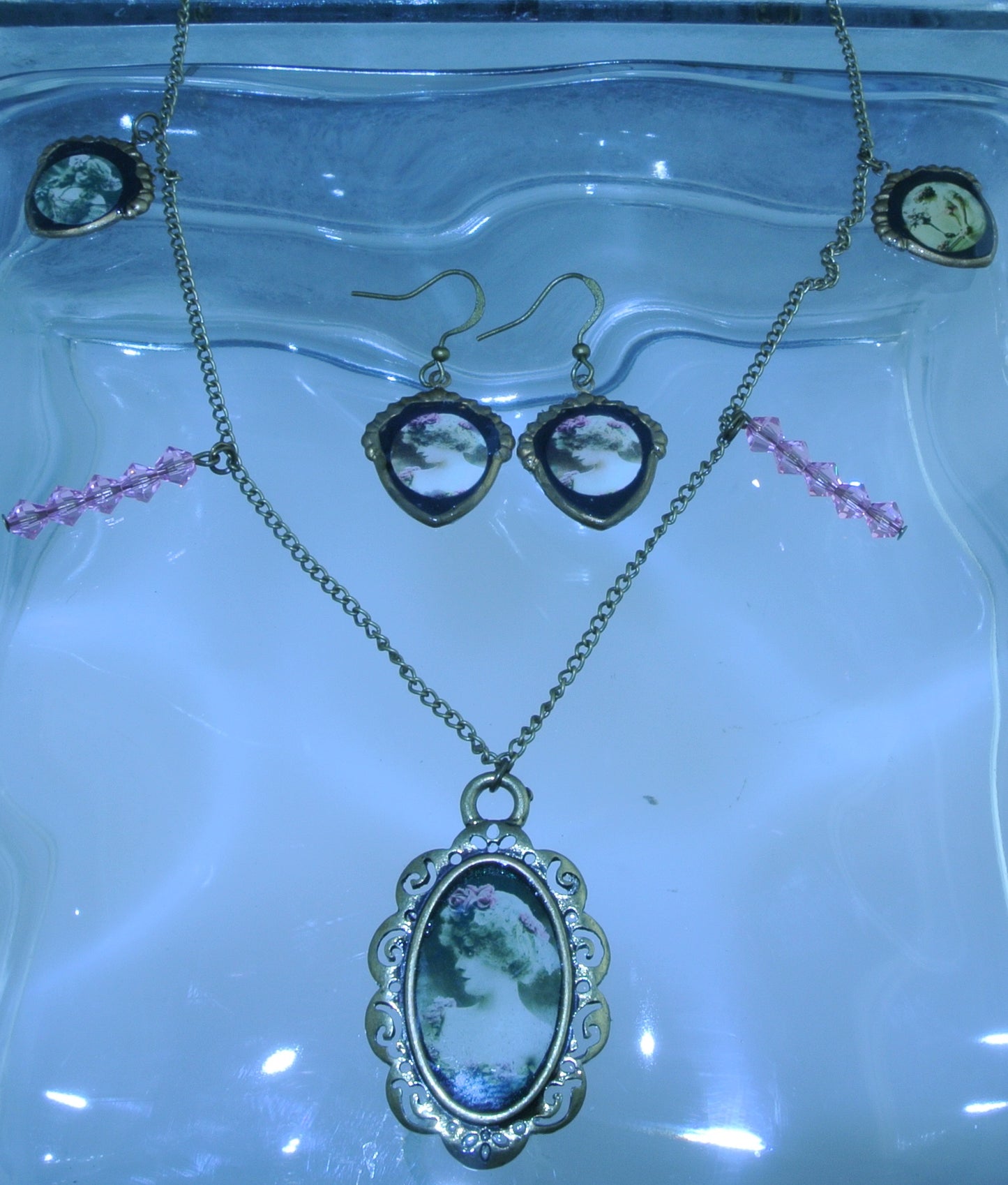 BRASS VINTAGE LADIES WHITE WIG LADY SIDE 2 SHIELDS PINK SWAROVSKI CRYSTALS FANCY NECKLACE STARR WILDE STEAMPUNK FORTRESS SET AVAILABLE