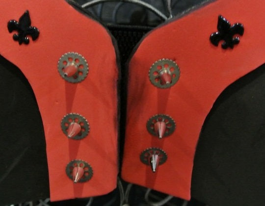 WINGS BLACK BASE RED BLACK FLEUR DE LIS SILVER GEARS WATCH CLOCK SPIKES PEARLS JET PACK ROCKET STARR WILDE STEAMPUNK FORTRESS COSPLAY COSTUME