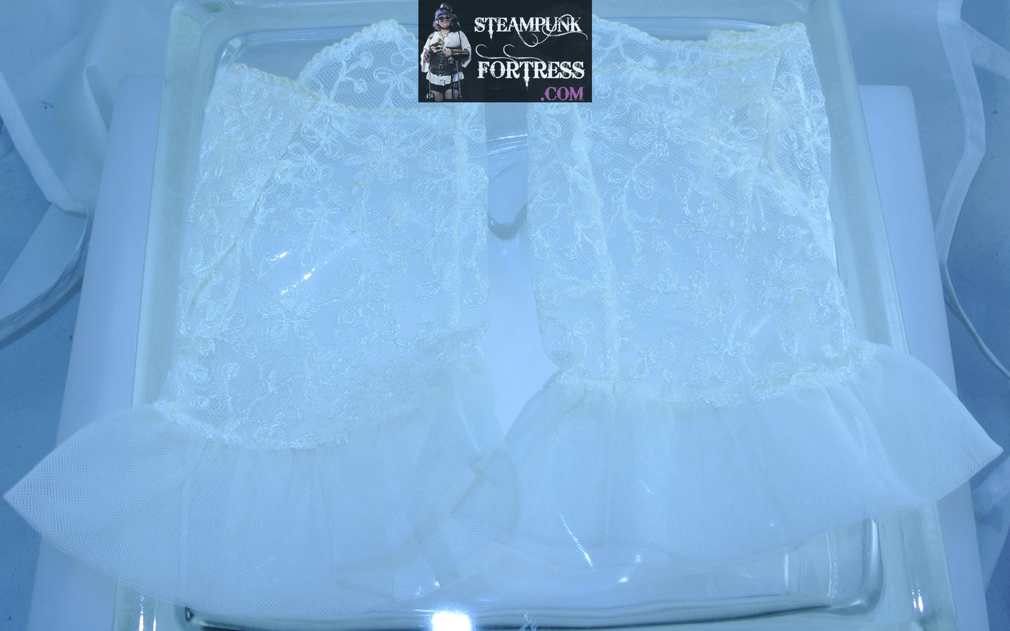 WHITE CREAM WRIST LENGTH LACE FINGERLESS GLOVES WEDDING 80S COSPLAY COSTUME HALLOWEEN- MASS PRODUCED