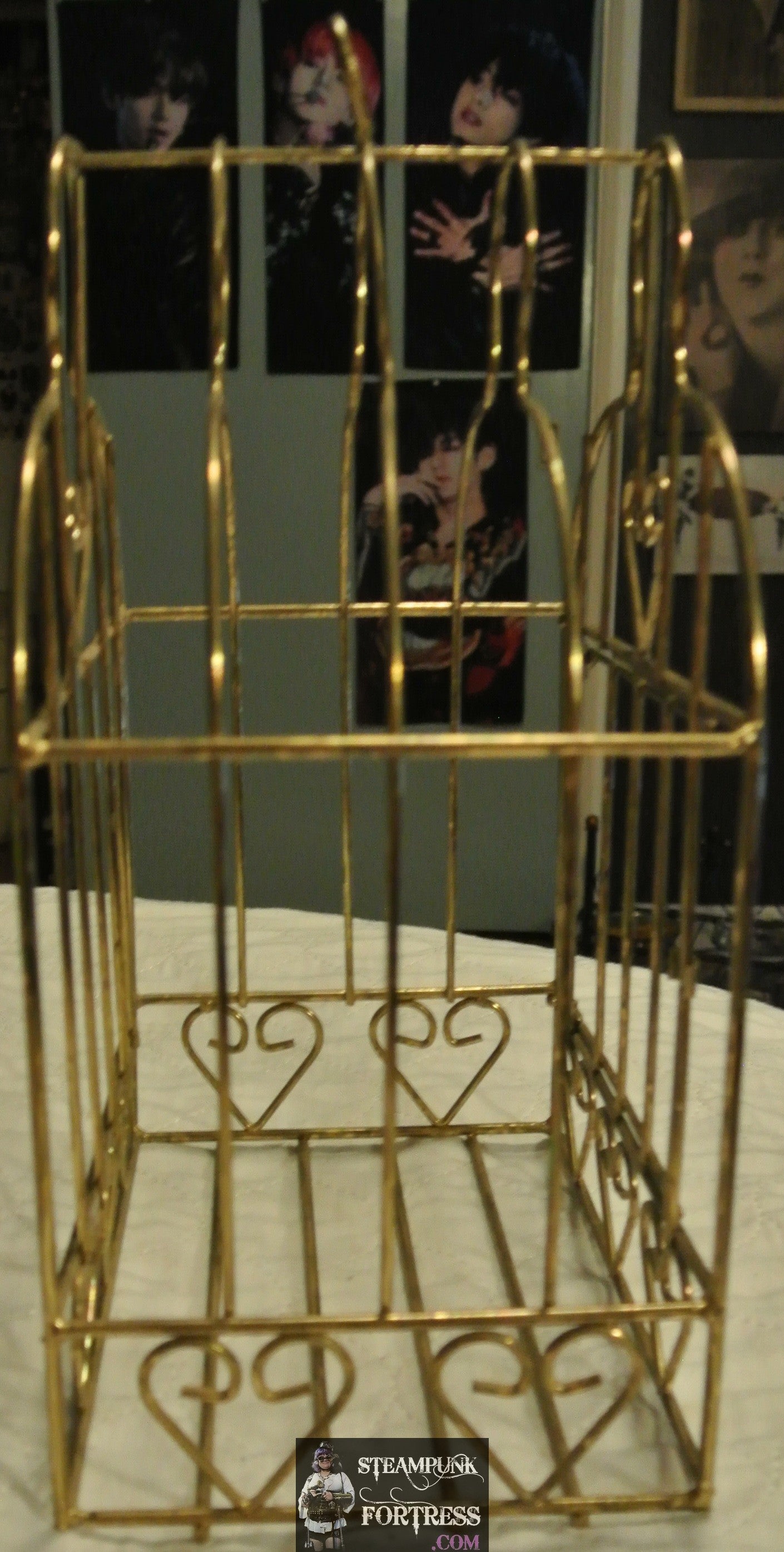 VINTAGE GOLD BRASS WIRE BIRDCAGE BIRD CAGE HEARTS WIRE DISPLAY STEAMPUNK SHABBY CHIC HANGER DOOR OPENS