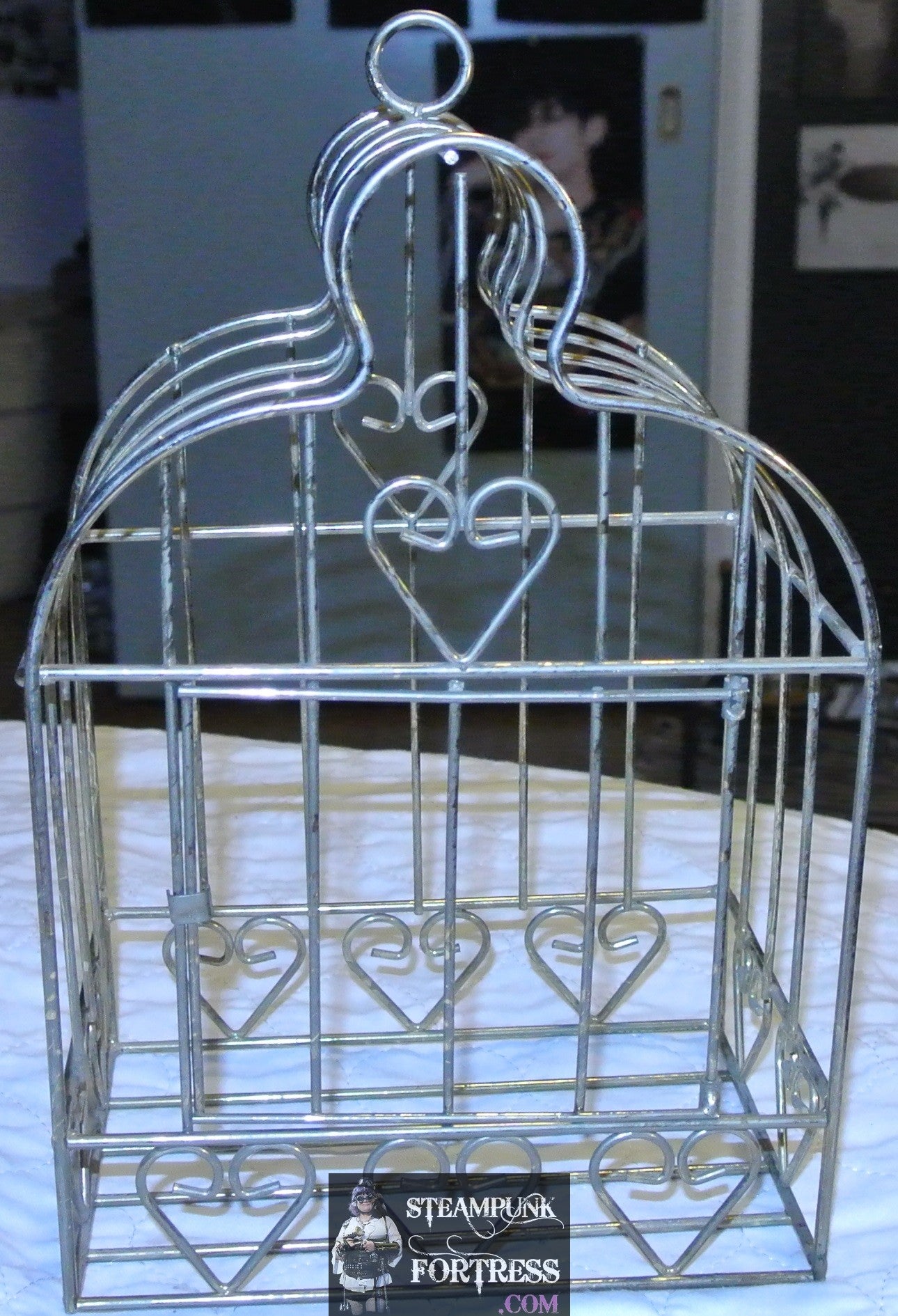 VINTAGE GOLD BRASS WIRE BIRDCAGE BIRD CAGE HEARTS WIRE DISPLAY STEAMPUNK SHABBY CHIC HANGER DOOR OPENS