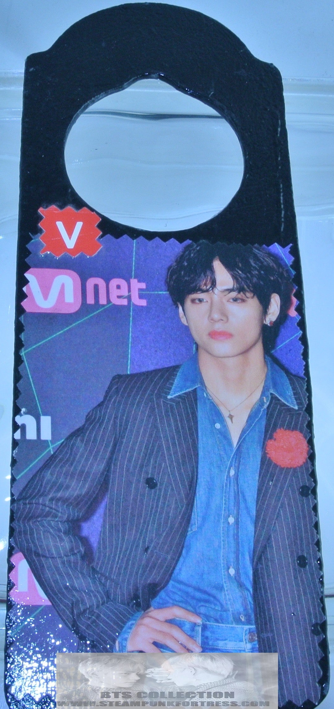 BTS V KIM TAEHYUNG BLACK 2 SIDED DOOR HANGER BLUE HAIR CAN PERSONALIZE WELCOME STAY OUT