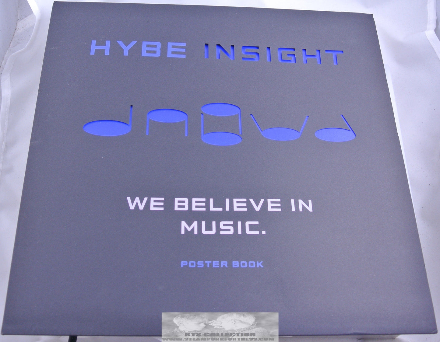 BTS HYBE INSIGHT BLUE RECORD PLAYER PROTECTIVE COVER ALBUM HOLDER