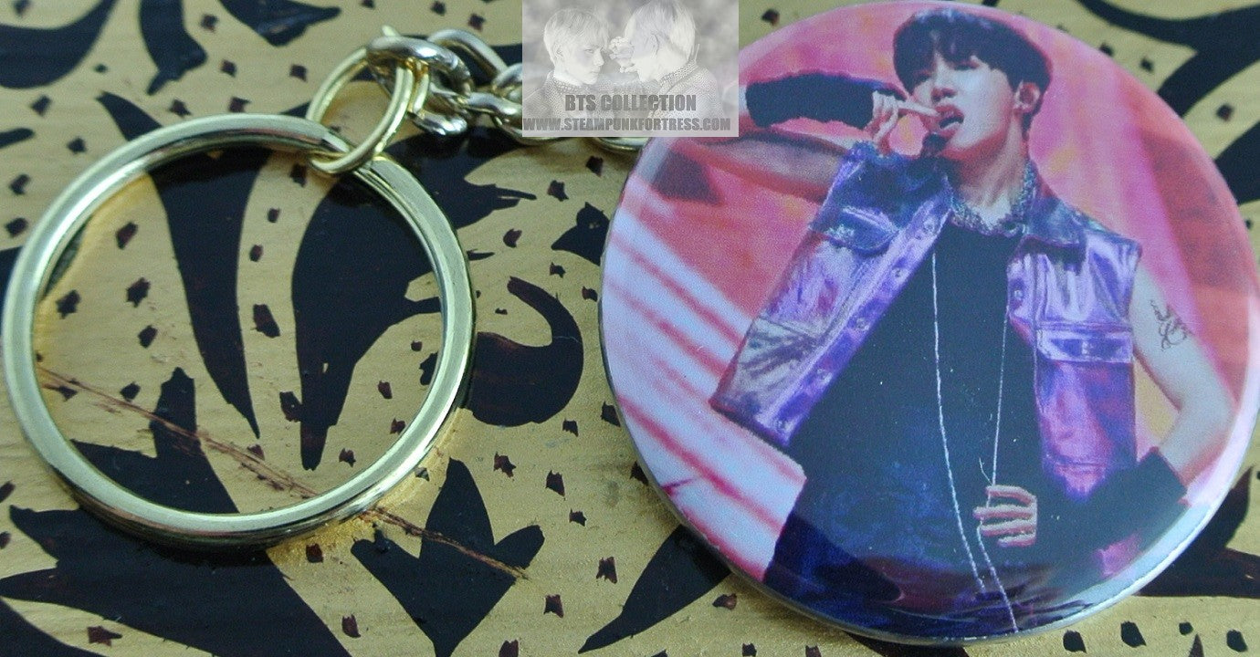 BTS BUTTON GOLD KEYCHAIN KEYRING JUNG HOSEOK J-HOPE HOBI VEST FINGER MOUTH JHOPE KEY CHAIN RING