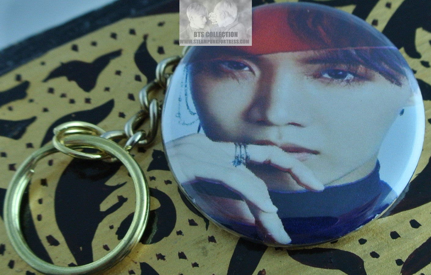 BTS BUTTON GOLD KEYCHAIN KEYRING JUNG HOSEOK J-HOPE HOBI RED GLASS JHOPE KEY CHAIN RING