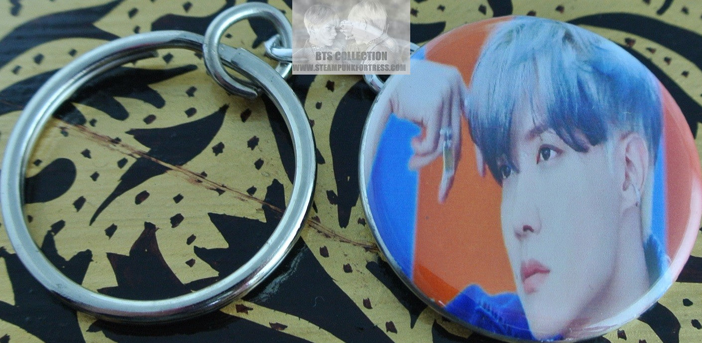 BTS BUTTON KEYCHAIN KEYRING JUNG HOSEOK J-HOPE HOBI SILVER HAIR BUTTER PROFILE JHOPE KEY CHAIN RING