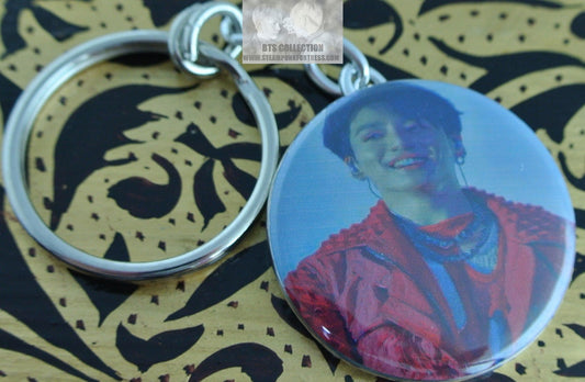 BTS BUTTON KEYCHAIN JEON JUNGKOOK PERMISSION TO DANCE RED SMILE PTD KEYRING KEY CHAIN RING