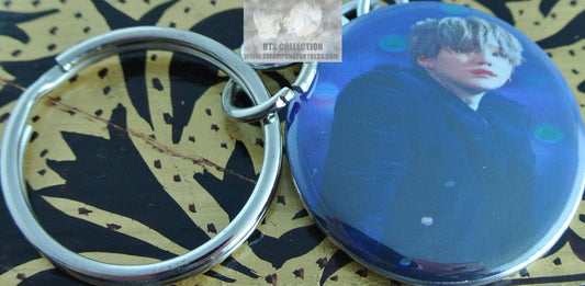 BTS BUTTON KEYCHAIN MIN YOONGI NY NEW YORK TIMES SQUARE KEYRING KEY CHAIN RING