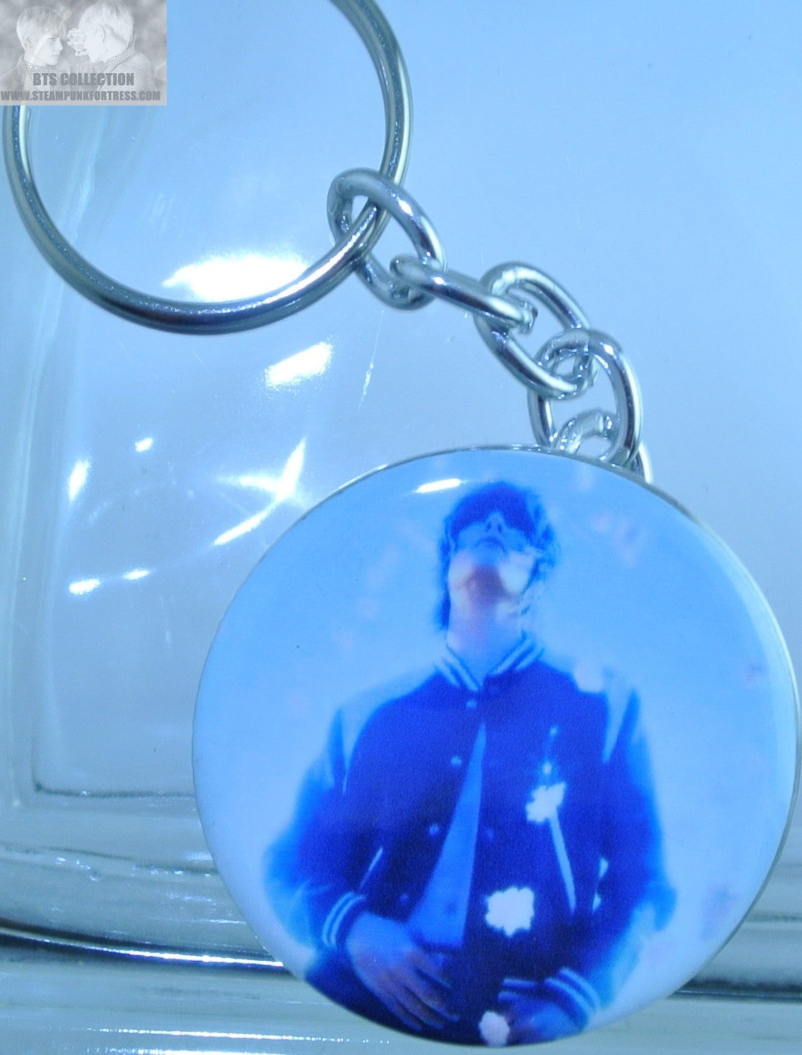 BTS BUTTON KEYCHAIN KEYRING V KIM TAEHYUNG BAZZAR LETTERMAN JACKET KEY CHAIN RING