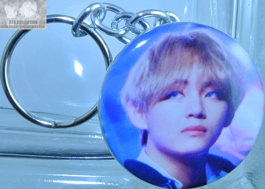 BTS BUTTON KEYCHAIN KEYRING V KIM TAEHYUNG BLOND BOB KEY CHAIN RING