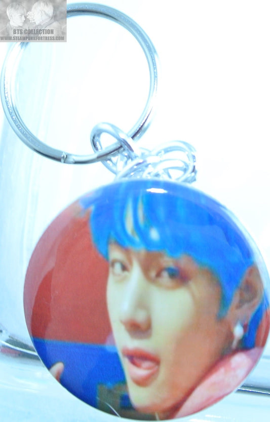 BTS BUTTON KEYCHAIN KEYRING V KIM TAEHYUNG BLUE HAIR BOY WITH LUV MV BEGINNING KEY CHAIN RING