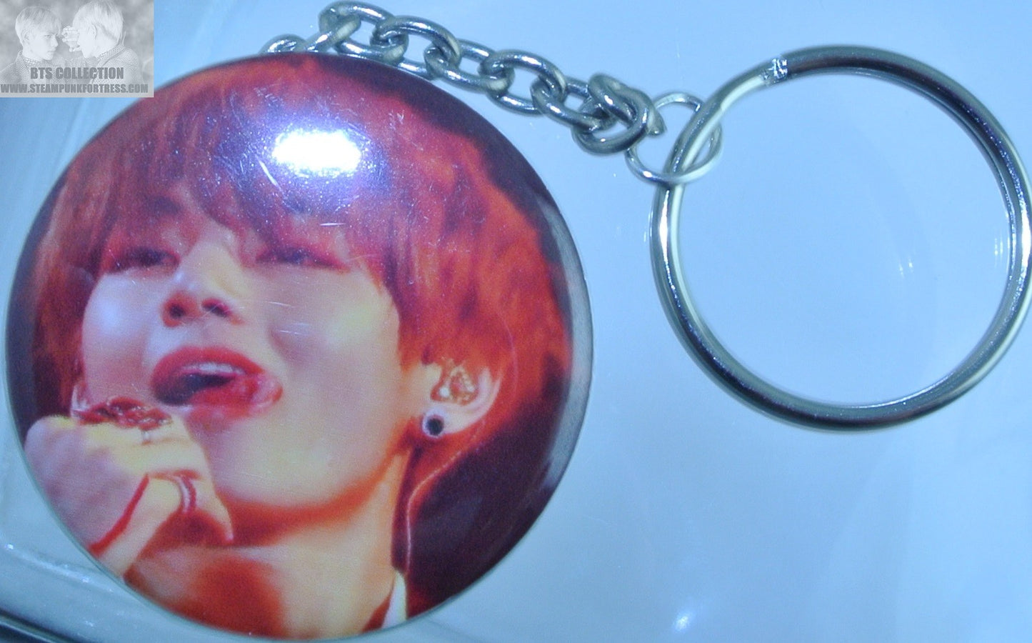 BTS BUTTON KEYCHAIN KEYRING V KIM TAEHYUNG RED HAIR TONGUE KEY CHAIN RING