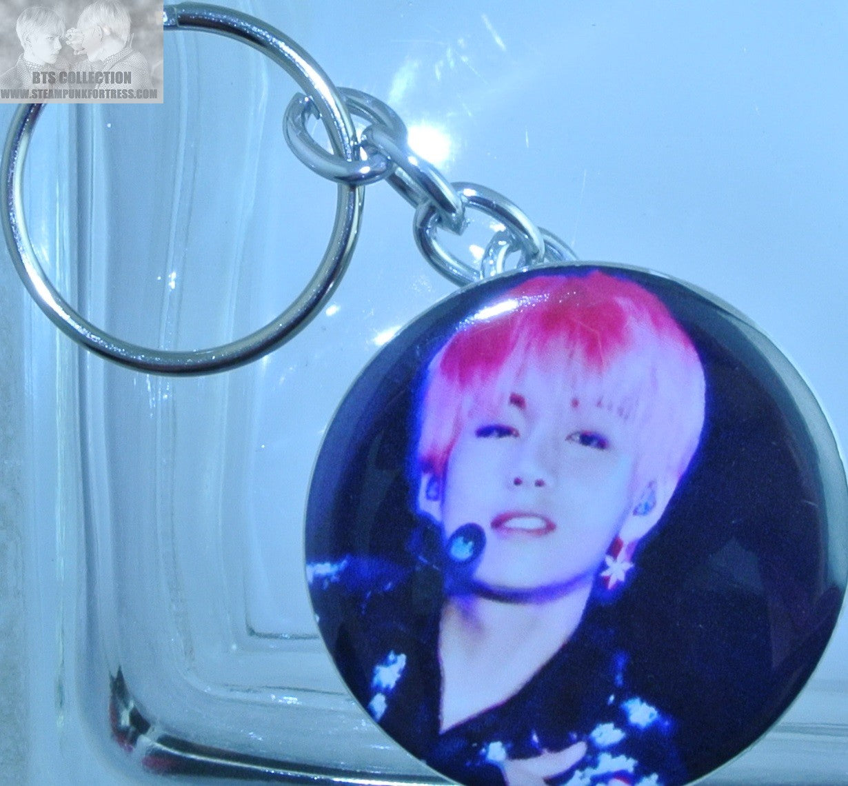 BTS BUTTON KEYCHAIN KEYRING V KIM TAEHYUNG SINGULARITY PINK HAIR KEY CHAIN RING