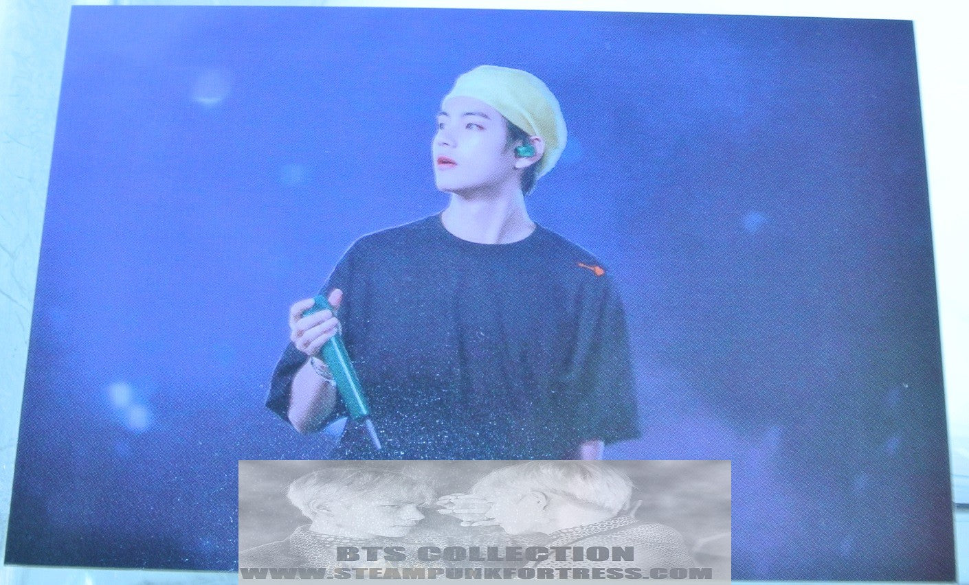 BTS V KIM TAEHYUNG FANSITE PHOTOCARD YELLOW BERET NUNA V PHOTO CARD