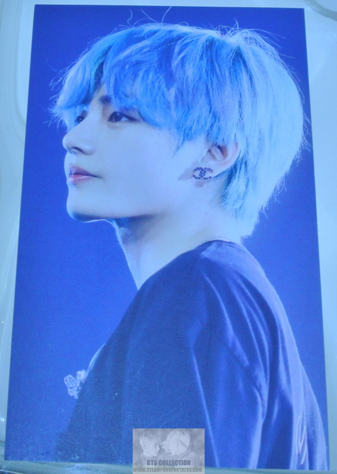 BTS PHOTOCARD V KIM TAEHYUNG FANSITE PHOTO CARD BLUE HAIR PROFILE MAYBE NUNA V