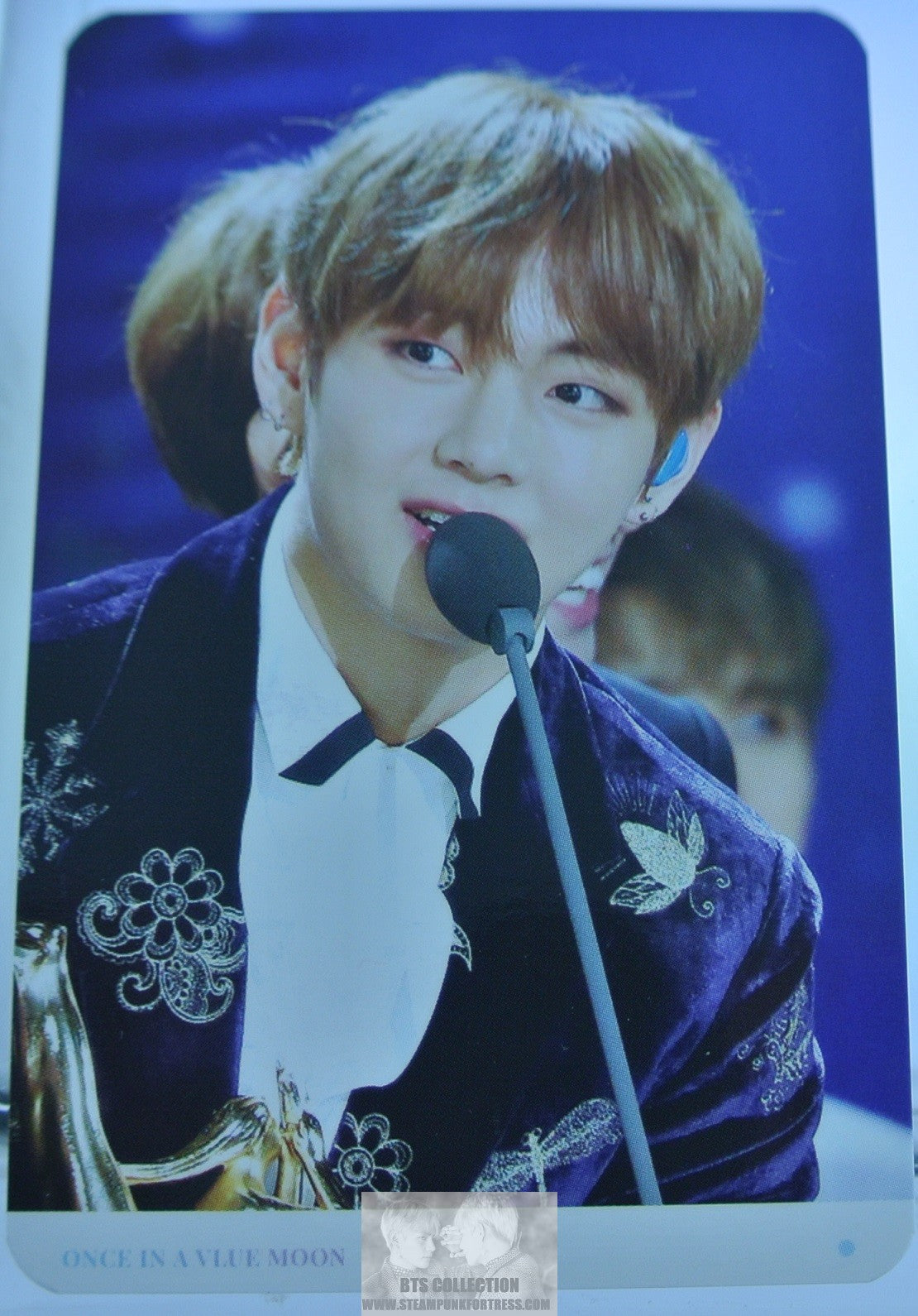 BTS PHOTOCARD V KIM TAEHYUNG VIA FANSITE BLACK JACKET BUTTERFLY ONCE IN A VLUE MOON PHOTO CARD