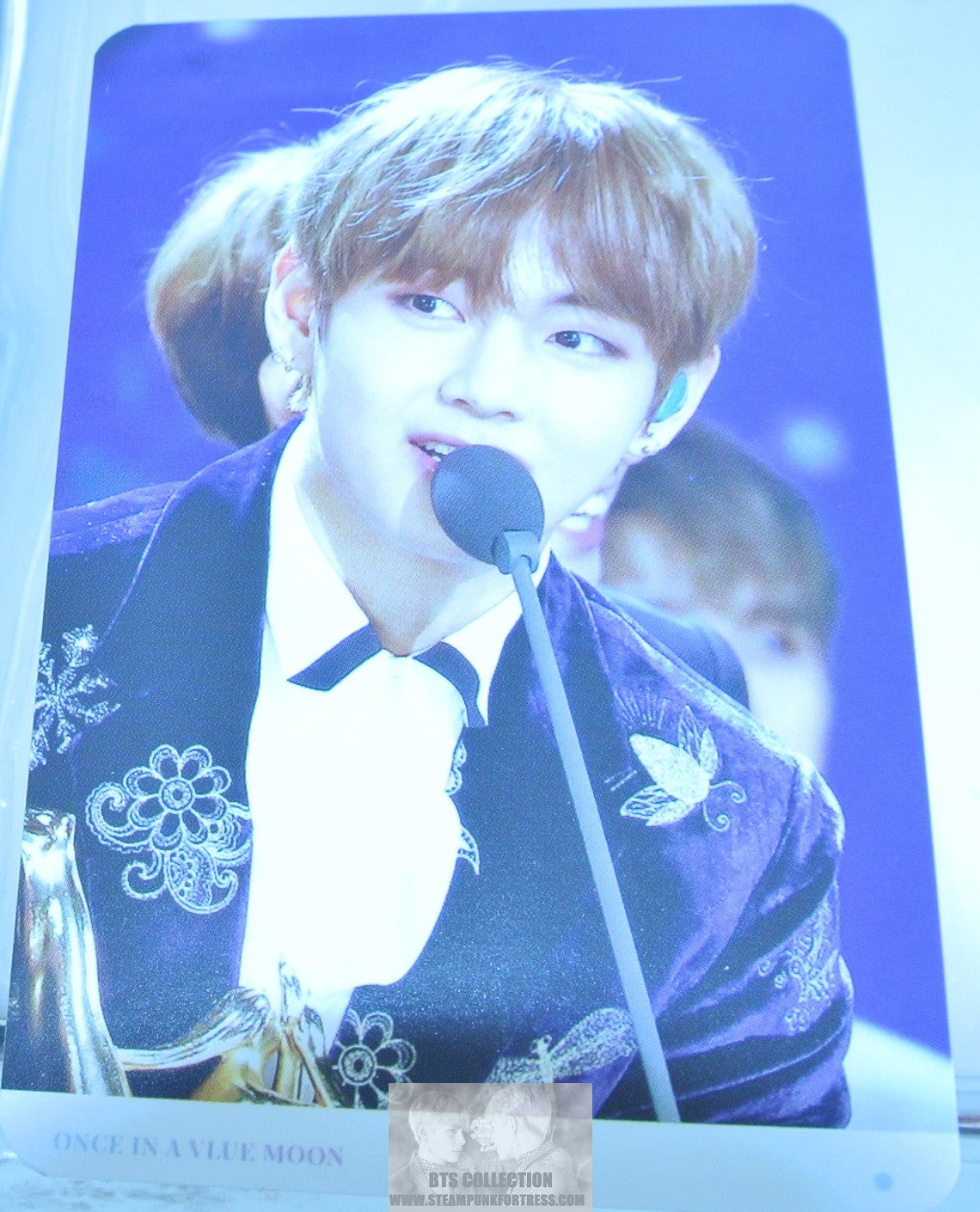 BTS PHOTOCARD V KIM TAEHYUNG VIA FANSITE BLACK JACKET BUTTERFLY ONCE IN A VLUE MOON PHOTO CARD