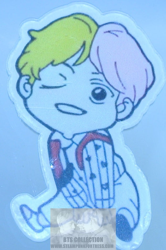 BTS ACRYLIC PIN V KIM TAEHYUNG CHIBI IDOL PINK BLOND HAIR BADGE BUTTON