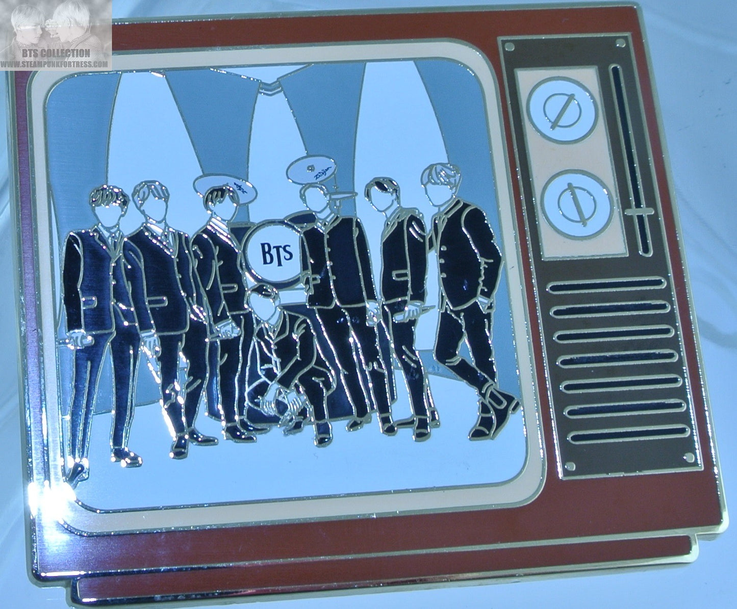 BTS ENAMEL PIN GOLD GROUP STEPHEN COLBERT BEATLES PERFORMANCE JUNGKOOK V JIMIN RM J-HOPE SUGA JIN IO PINS