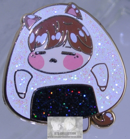 BTS ENAMEL PIN BADGE BUTTON SUGA MIN YOONGI GOLD CHIBI IN RJ OUTFIT? KIMAGINEARTS PINS