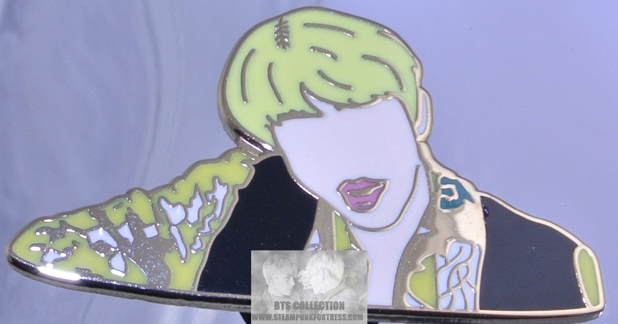 BTS ENAMEL PIN BADGE BUTTON KIM SEOKJIN GOLD IDOL MUSIC VIDEO