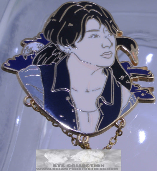 BTS ENAMEL PIN BADGE BUTTON JEON JUNGKOOK GOLD BLACK SWAN BLACK JACKET GOLD CHAIN