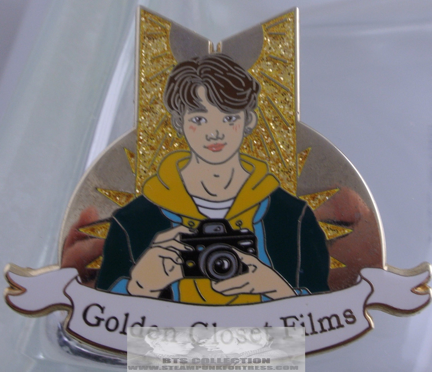 BTS ENAMEL PIN BADGE BUTTON JEON JUNGKOOK GOLD GOLDEN CLOSET FILMS SUNBURST GLITTER LIGHTERS FLAME PINS