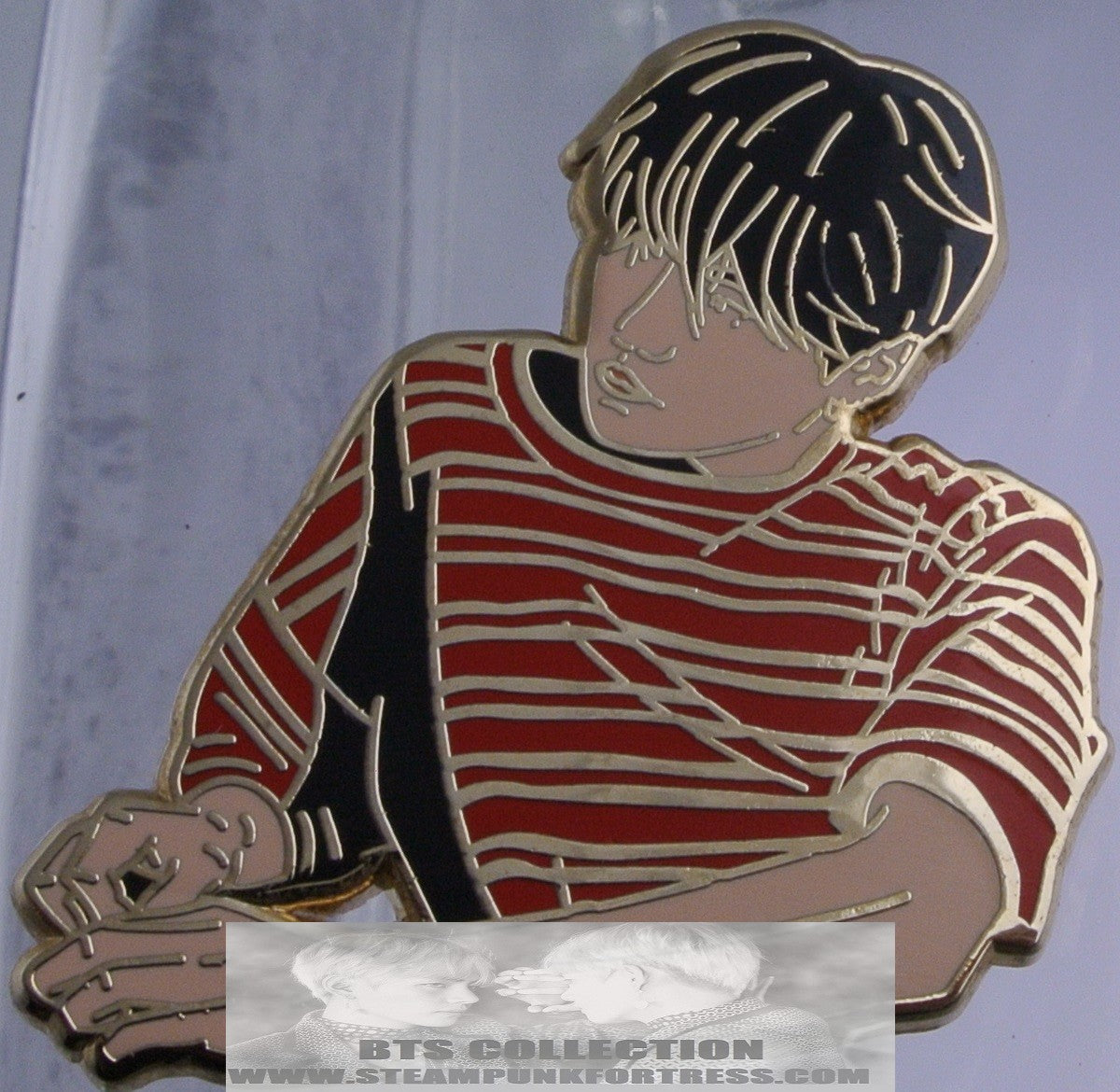 BTS ENAMEL PIN BADGE BUTTON SUGA MIN YOONGI GOLD RED STRIPED SHIRT