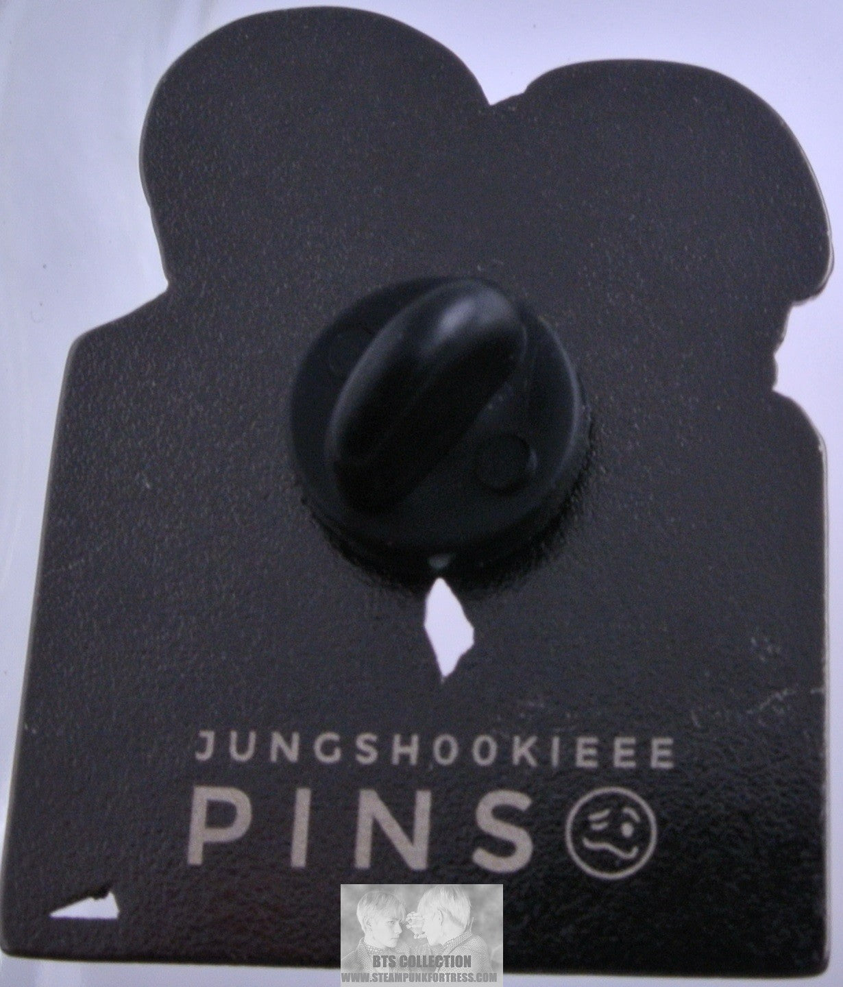 BTS ENAMEL PIN BADGE BUTTON GUNMETAL JEON JUNGKOOK KIM SEOKJIN RED BLACK SWEATERS JUNGSH00KIEEE PINS