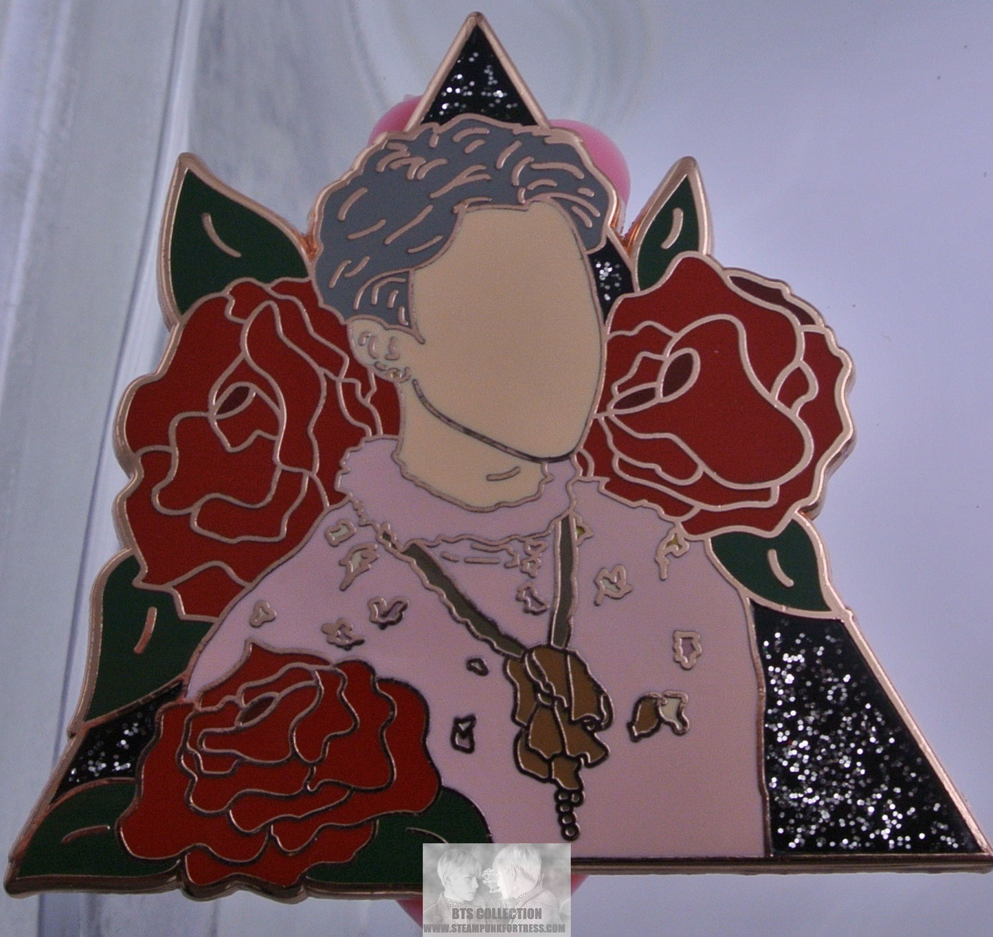 BTS ENAMEL PIN BADGE ROSE GOLD COPPER PARK JIMIN SILVER HAIR PINK SHIRT RED FLOWERS BUTTON