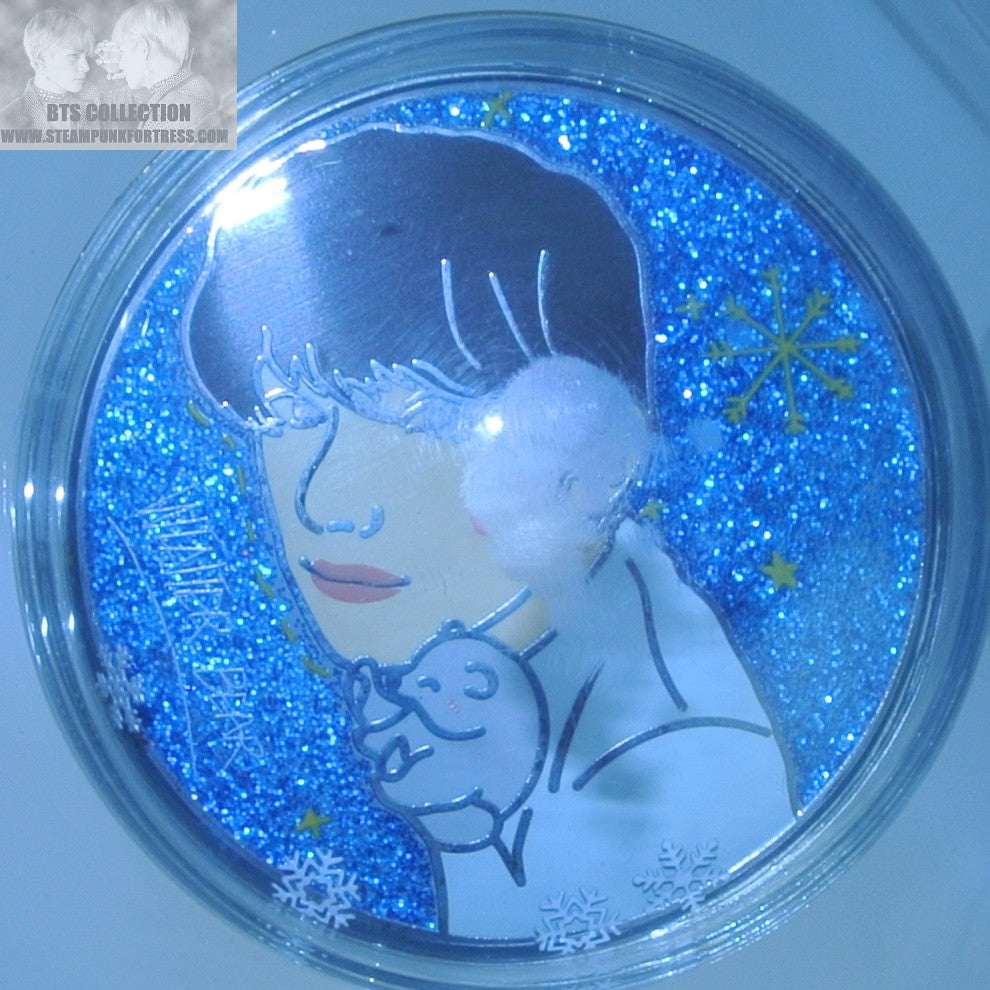 BTS ENAMEL PIN V KIM TAEHYUNG SILVER WINTER BEAR SNOWGLOBE OH PEACHY TAE PINS BADGE BUTTON