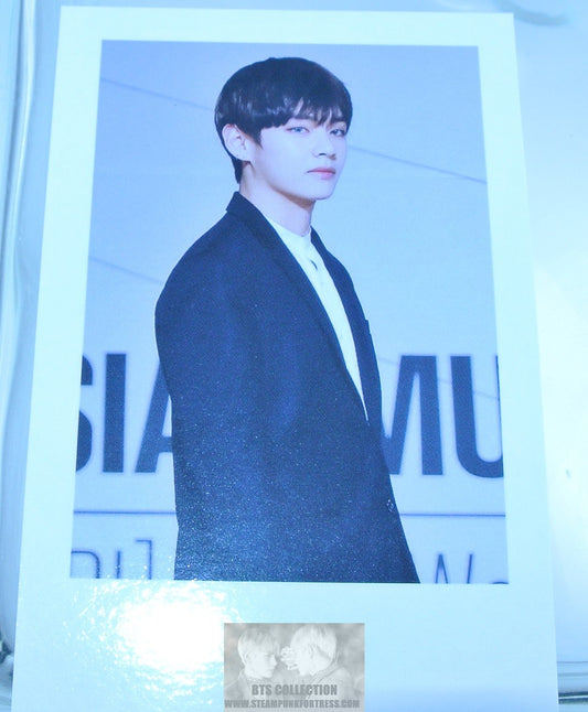 BTS POLAROID V KIM TAEHYUNG VELICITAS FANSITE ONE OF A KIND BLACK JACKET PHOTO