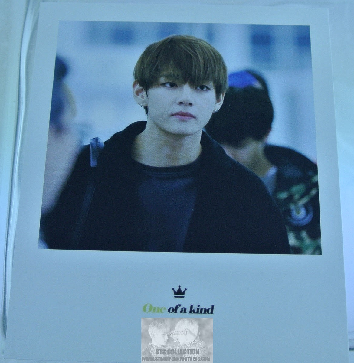 BTS POLAROID V KIM TAEHYUNG VELICITAS FANSITE ONE OF A KIND BLACK SHIRT JACKET PHOTO