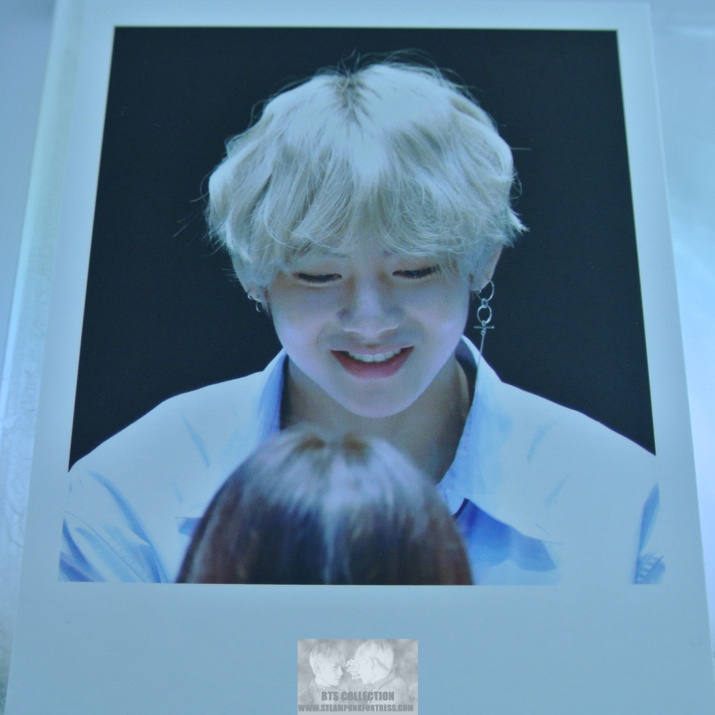 BTS POLAROID V KIM TAEHYUNG VIA FANSITE BLOND HAIR FANSIGN SMILE ONCE IN A VLUE MOON PHOTO