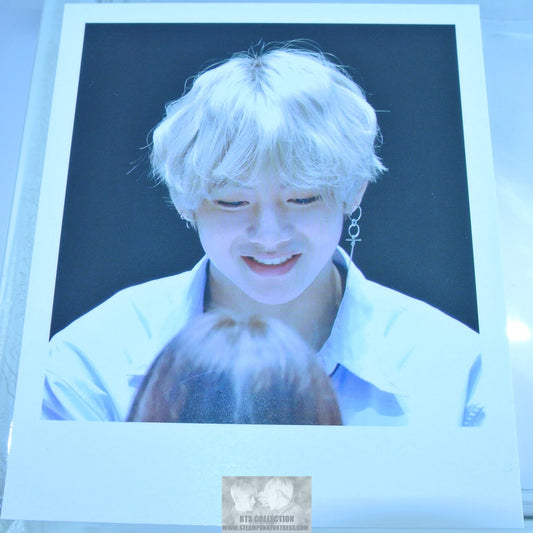 BTS POLAROID V KIM TAEHYUNG VIA FANSITE BLOND HAIR FANSIGN SMILE ONCE IN A VLUE MOON PHOTO