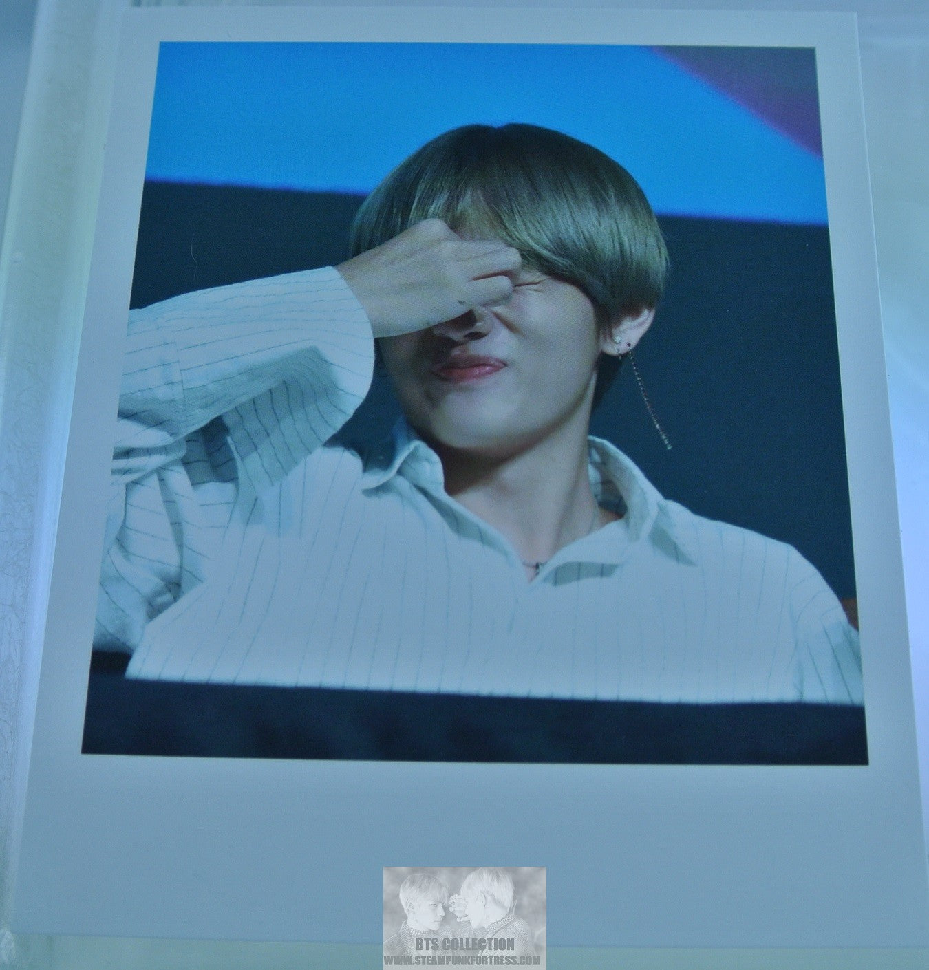 BTS POLAROID V KIM TAEHYUNG VIA FANSITE PINCHING NOSE FANSIGN ONCE IN A VLUE MOON PHOTO