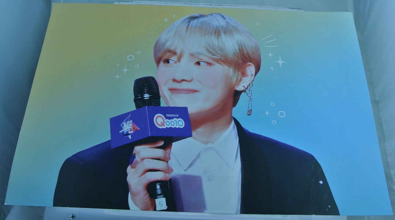 BTS SLOGAN V KIM TAEHYUNG MICROPHONE QOO10 FANSITE LIMITED EDITION BANNER SIGN